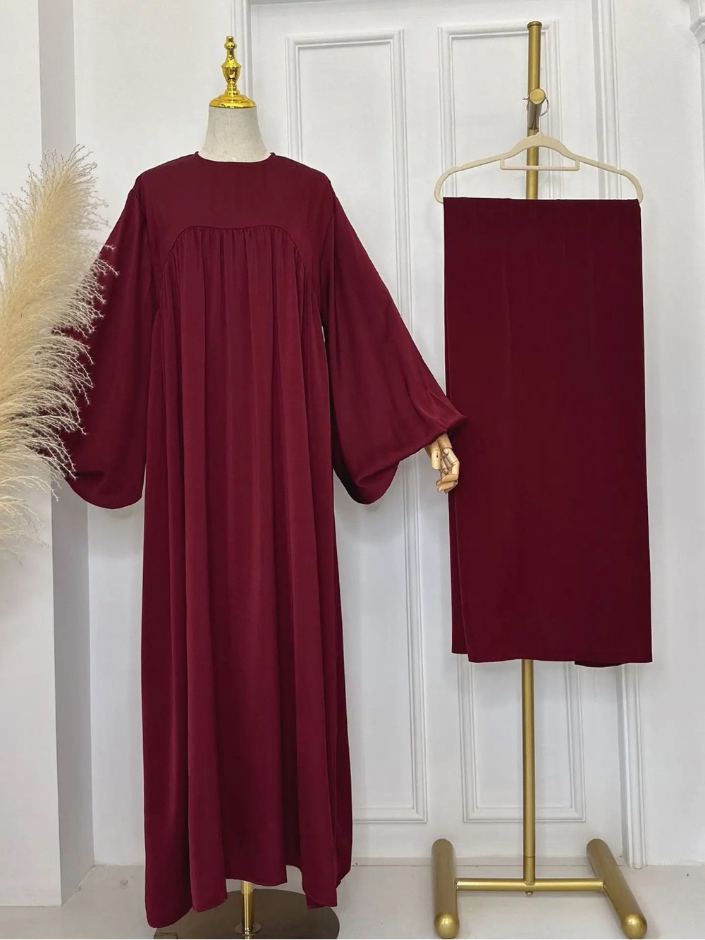 Elegant Women's Burgundy Long Sleeve Maxi Abaya Dress